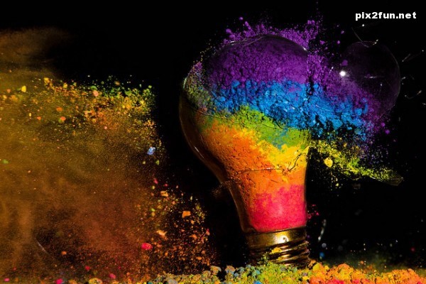 عکس های فوق العاده از انفجار رنگی لامپ ها