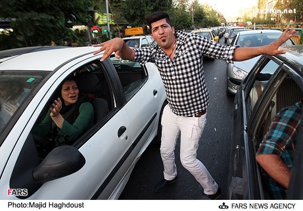 عکس از جشن مردم پس از پیروزی تیم ملی در مقابل کره جنوبی