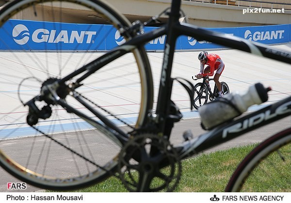 عکس های مسابقات دوچرخه سواری قهرمانی کشور