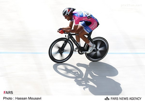 عکسهای مسابقات قهرمانی کشور دوچرخه سواری