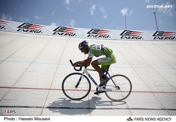 عکسهای مسابقات قهرمانی کشور دوچرخه سواری