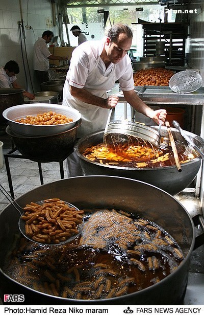 عکس از زولبیا و بامیه های خوشمزه