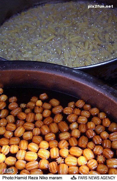 عکس هایی از پخت زولبیا و بامیه