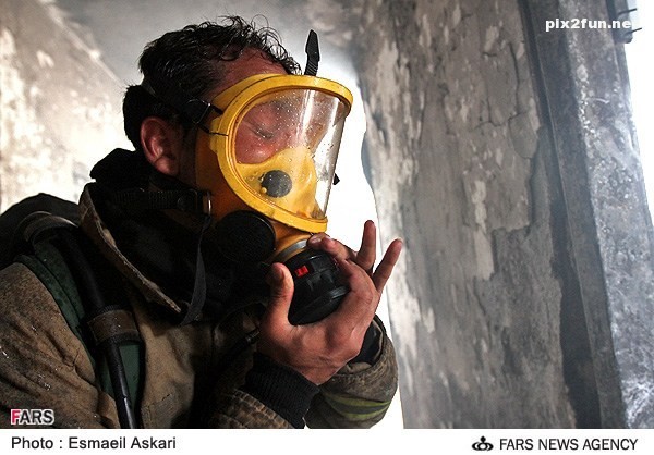 عکسهای آتش سوزی در کارگاه تولیدی لباس