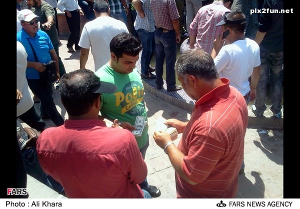 تصاویری از بازار خرید ارز در تهران