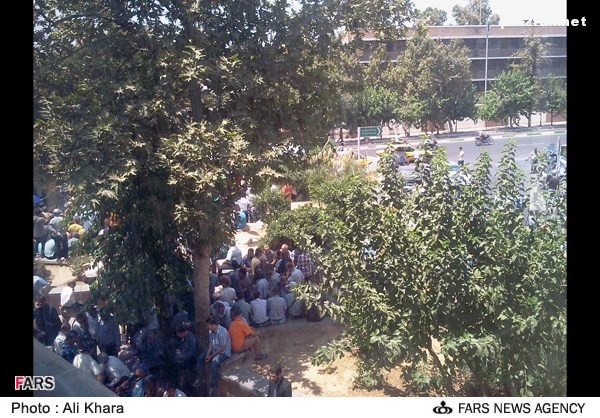 عکس از بازار ارز در خیابان فردوسی