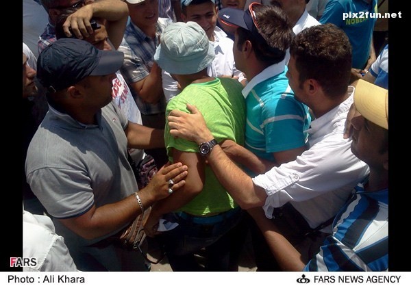 عکس از بازار خرید و فروش ارز در تهران