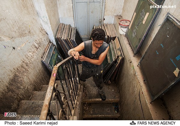 کارگاه چاپ عکس روی تی شرت