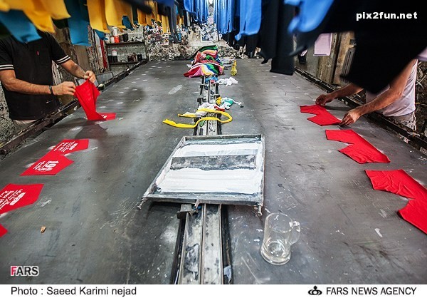 عکس از کارگاه چاپ گر لباس