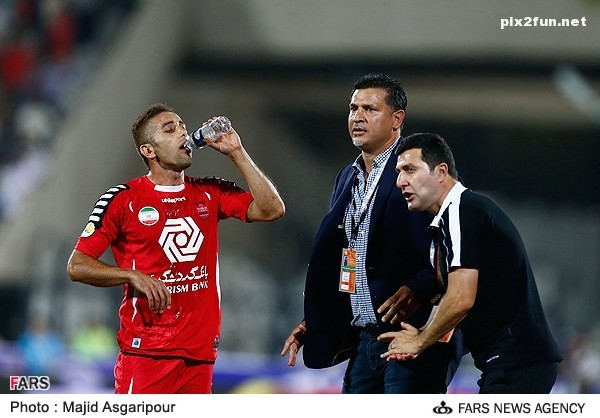 تصاویری از دیدار تیم های تراکتورسازی تبریز با پرسپولیس