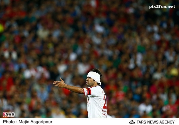 دیدار تیم های پرسپولیس و تراکتورسازی تبریز