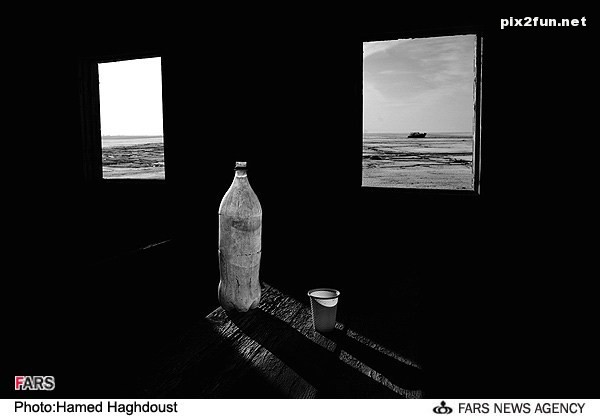 عکس های غمناک از خشک شدن دریاچه ارومیه 