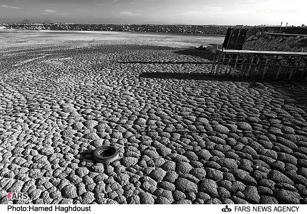 عکس های غمناک از دریاچه ارومیه