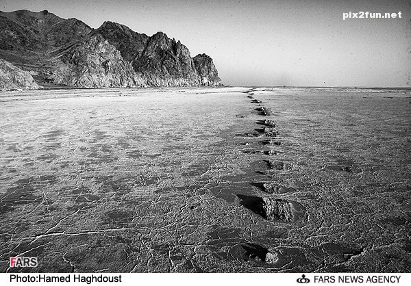 عکس از خشکسالی دریاچه ارومیه