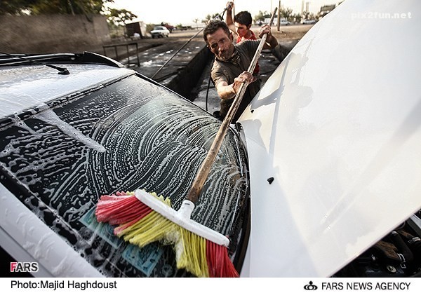 عکس از شستن ماشین های سنگین