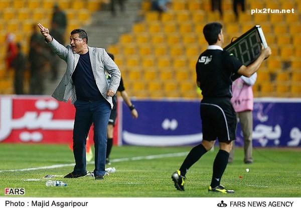 تصاویری از بازی پرسپولیس و نفت تهران