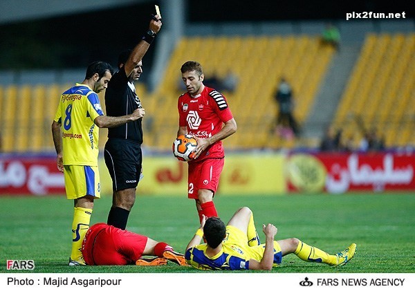 تصاویری از بازی پرسپولیس و نفت تهران