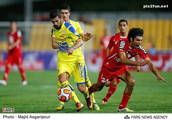 عکس از دیدار تیم های پرسپولیس و نفت تهران