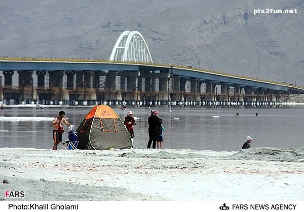 تصاویری از سواحل دریاچه ی ارومیه