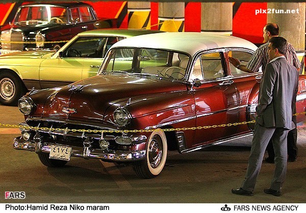 عکس از نمایشگاه موتور و ماشین های قدیمی