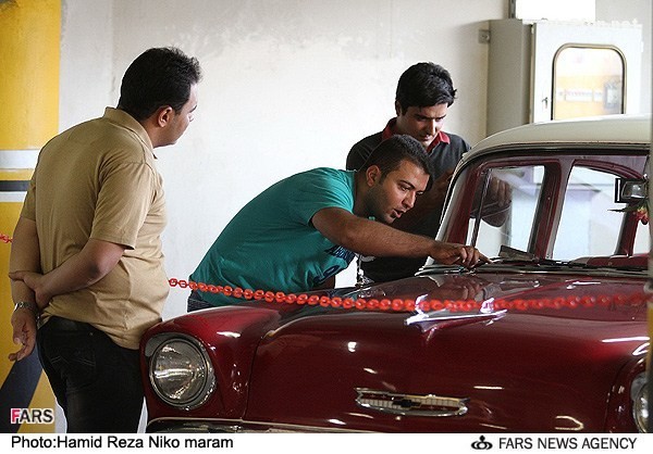 عکس های نمایشگاه ماشین قدیمی در اصفهان