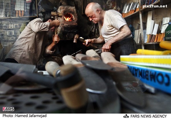 عکس از کارگاه چاقوسازی
