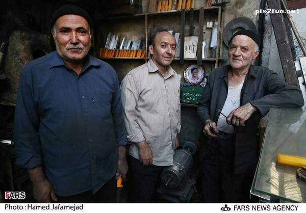 تصاویری از کارگاه چاقوسازی