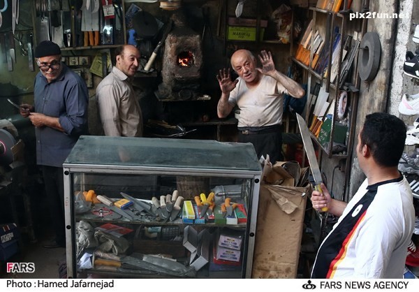 تصاویری از کارگاه چاقوسازی