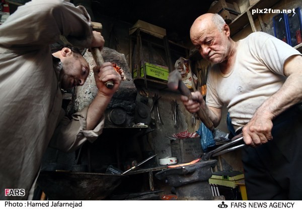 عکس از کارگاه چاقوسازی