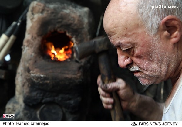 عکسهایی از کارگاه چاقو سازی