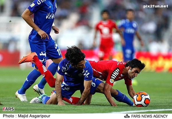 دیدار مسابقاتی تیم های پرسپولیس و استقلال