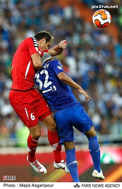 دیدار مسابقاتی تیم های پرسپولیس و استقلال