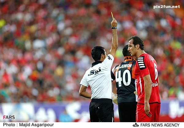 دیدار مسابقاتی تیم های پرسپولیس و استقلال