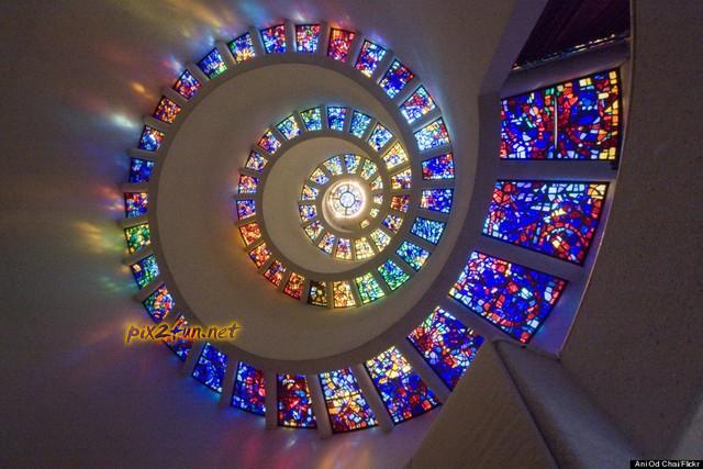 رنگ‌آمیزی با شیشه (عکس)