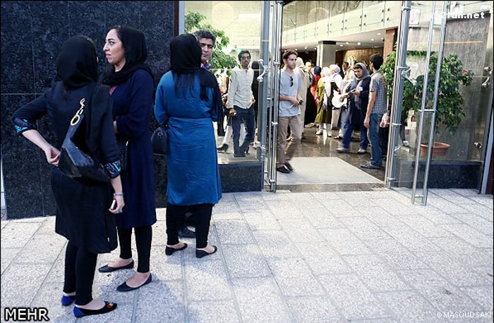 تصاویری جذاب از بازیگران در مراسم فیلم دهلیز