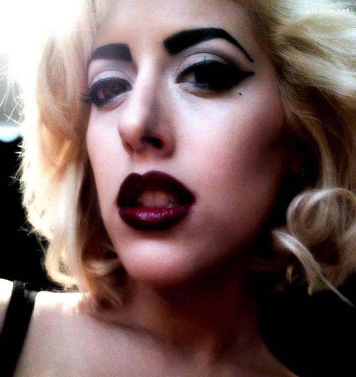 عکس های جالب از زن هزار چهره