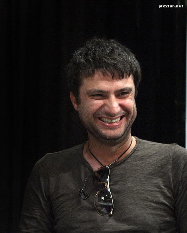 عکس های بازیگران در نشست سریال شاهگوش