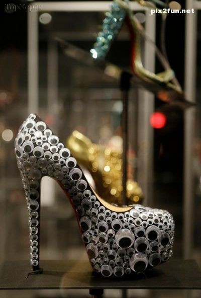 مدل های عجیب و غریب کفش های مجلسی