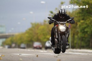 motor_ducati_06