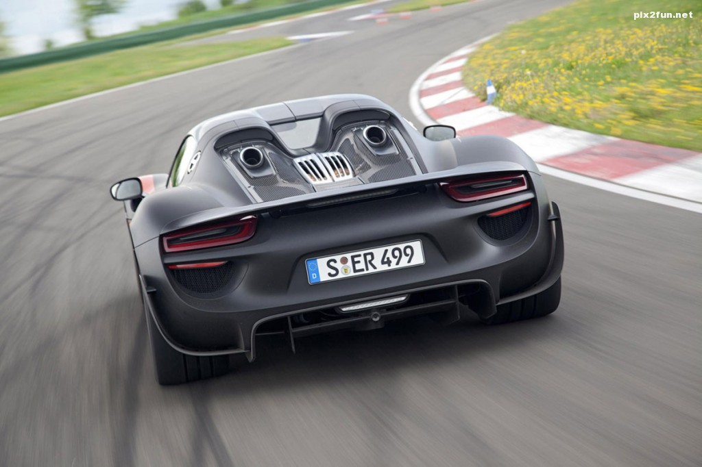 porsche_918_spyder_04