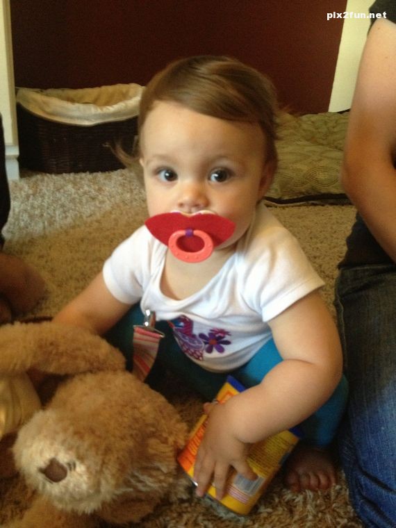 عکس از پستونک های خنده دار