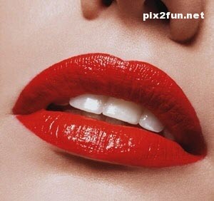 آرایش لب جذاب با رژ لب قرمز