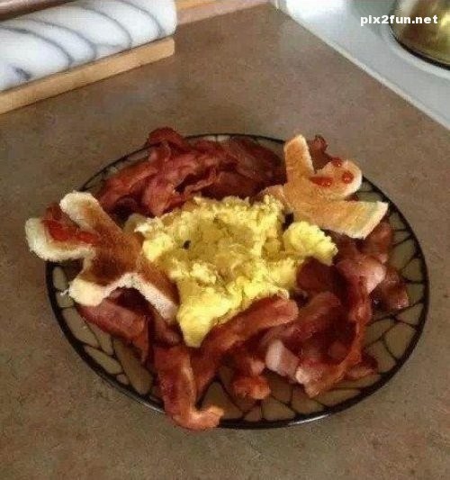 تصاویر زیبا از بازی با غذا ها