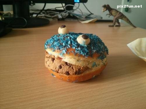 تصاویر زیبا از بازی با غذا ها